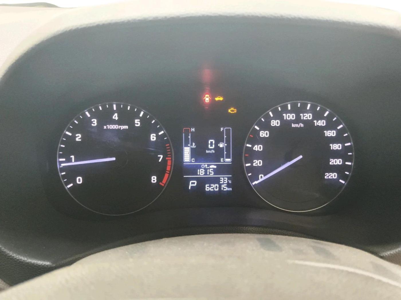 2016 Hyundai Creta SX PLUS AT 1.6 PETROL, Petrol, Automatic, 62,015 km, interior