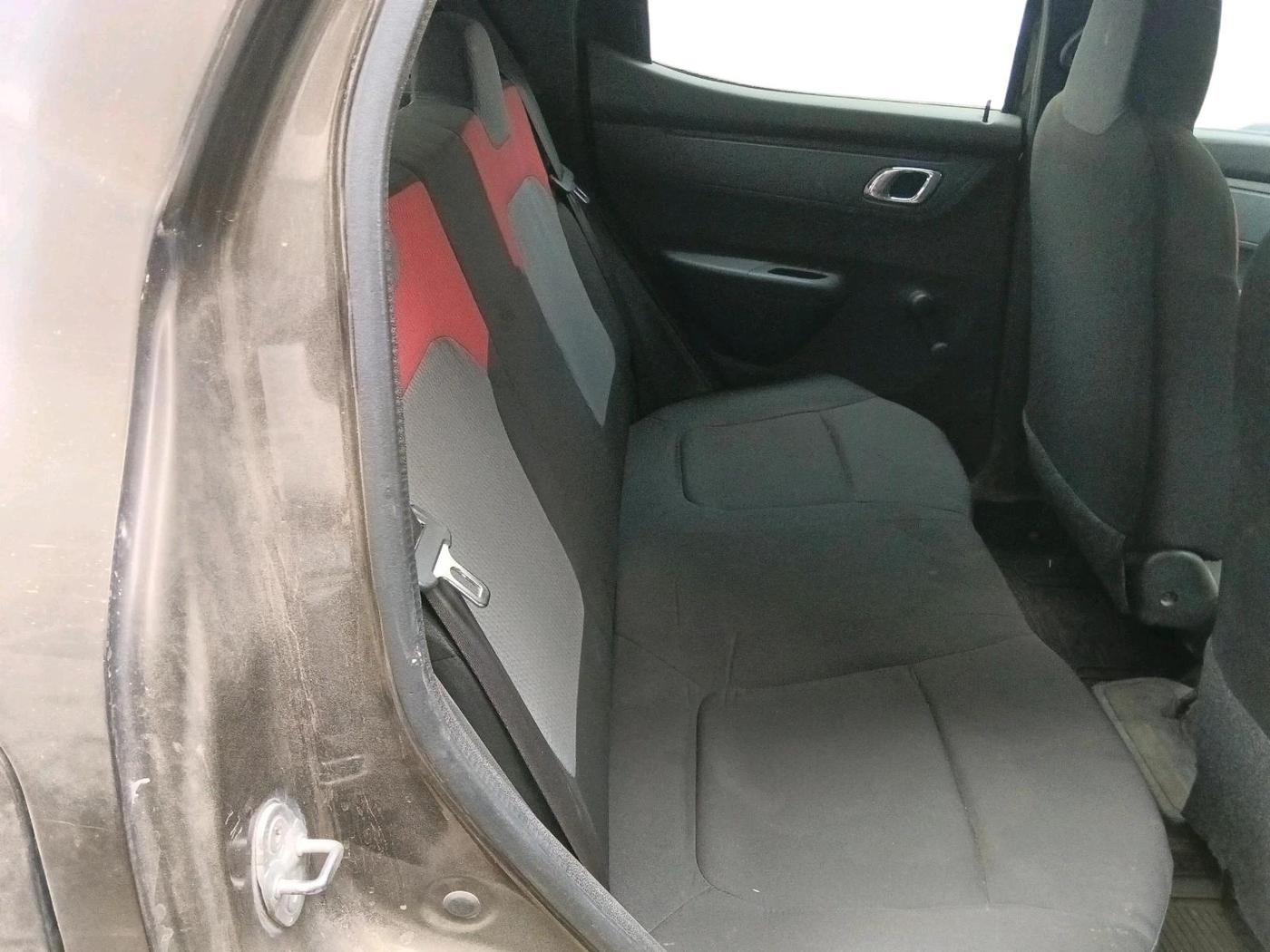 2019 Renault Kwid RXT 0.8 (O), Petrol, Manual, 82,652 km, interior