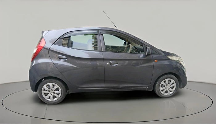 2016 Hyundai Eon SPORTZ, Petrol, Manual, 33,972 km, exterior