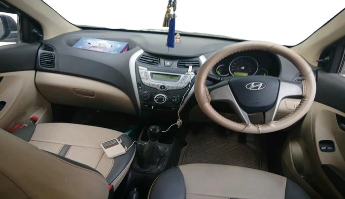 2016 Hyundai Eon SPORTZ, Petrol, Manual, 33,972 km, interior