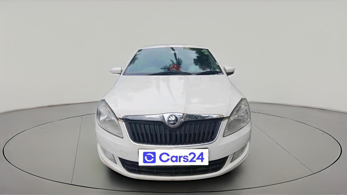 2015 Skoda Rapid AMBITION 1.5 TDI AT, Diesel, Automatic, 74,780 km, exterior