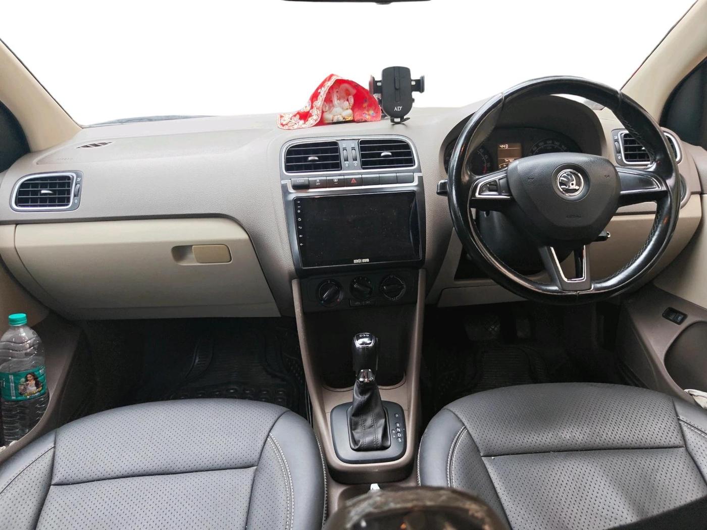 2015 Skoda Rapid AMBITION 1.5 TDI AT, Diesel, Automatic, 74,780 km, interior