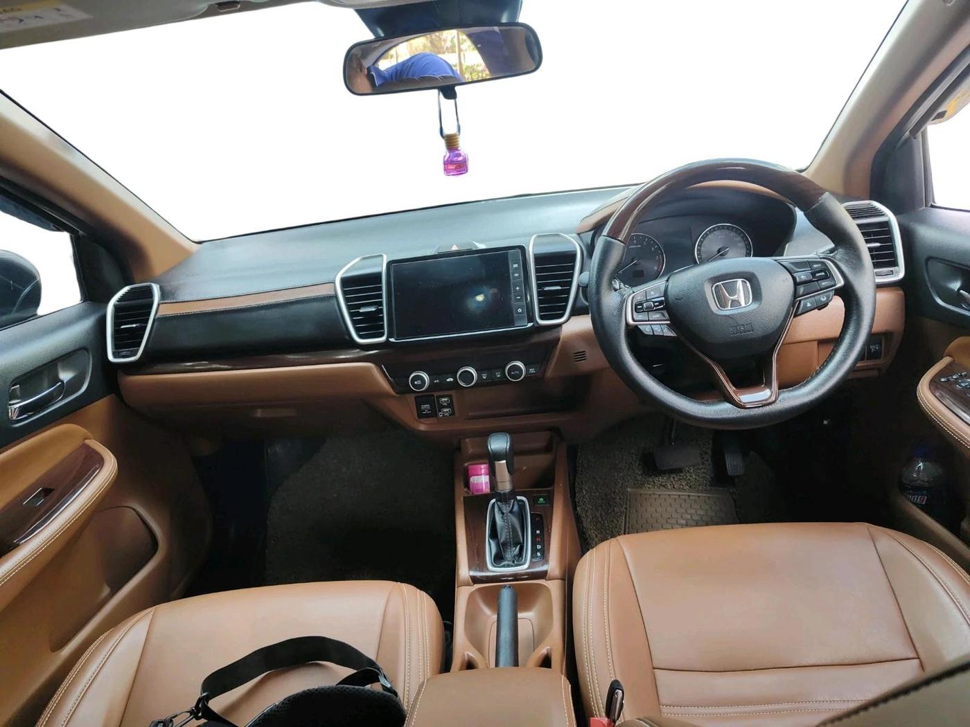 2024 Honda City 1.5L I-VTEC VX CVT, Petrol, Automatic, 30,079 km, interior