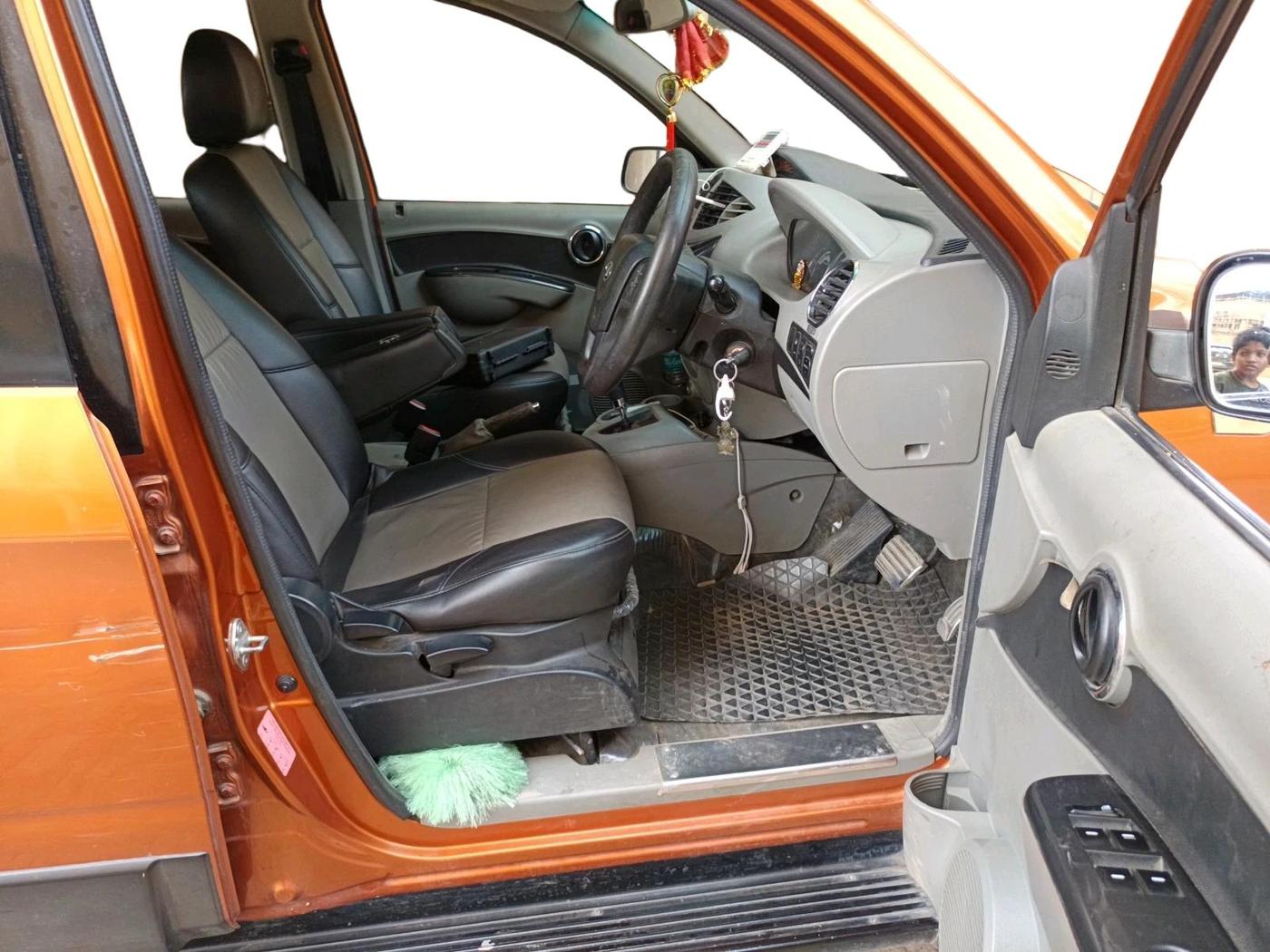 2016 Mahindra NUVOSPORT N8 AMT, Diesel, Automatic, 1,29,149 km, interior