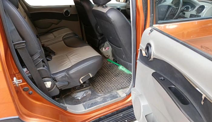 2016 Mahindra NUVOSPORT N8 AMT, Diesel, Automatic, 1,29,149 km, interior