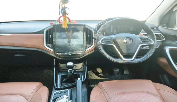 2020 MG HECTOR PLUS SHARP 2.0 DIESEL TURBO MT 6-STR, Diesel, Manual, 38,937 km, interior