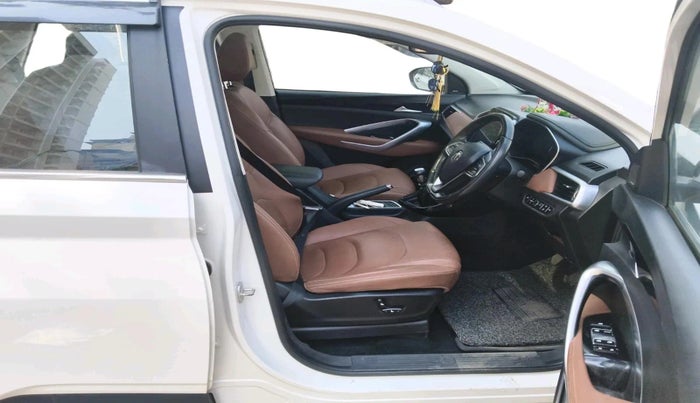 2020 MG HECTOR PLUS SHARP 2.0 DIESEL TURBO MT 6-STR, Diesel, Manual, 38,937 km, interior