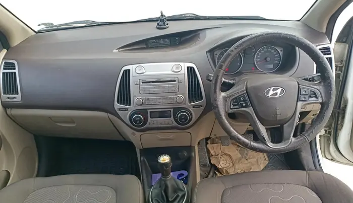 2011 Hyundai i20 SPORTZ 1.2, Petrol, Manual, 1,74,428 km, interior