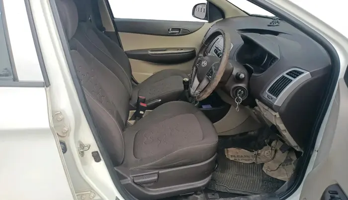 2011 Hyundai i20 SPORTZ 1.2, Petrol, Manual, 1,74,428 km, interior