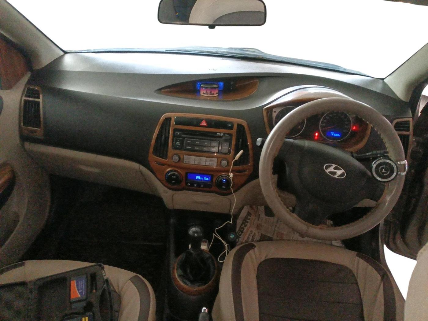2013 Hyundai i20 MAGNA (O) 1.2, Petrol, Manual, 47,688 km, interior