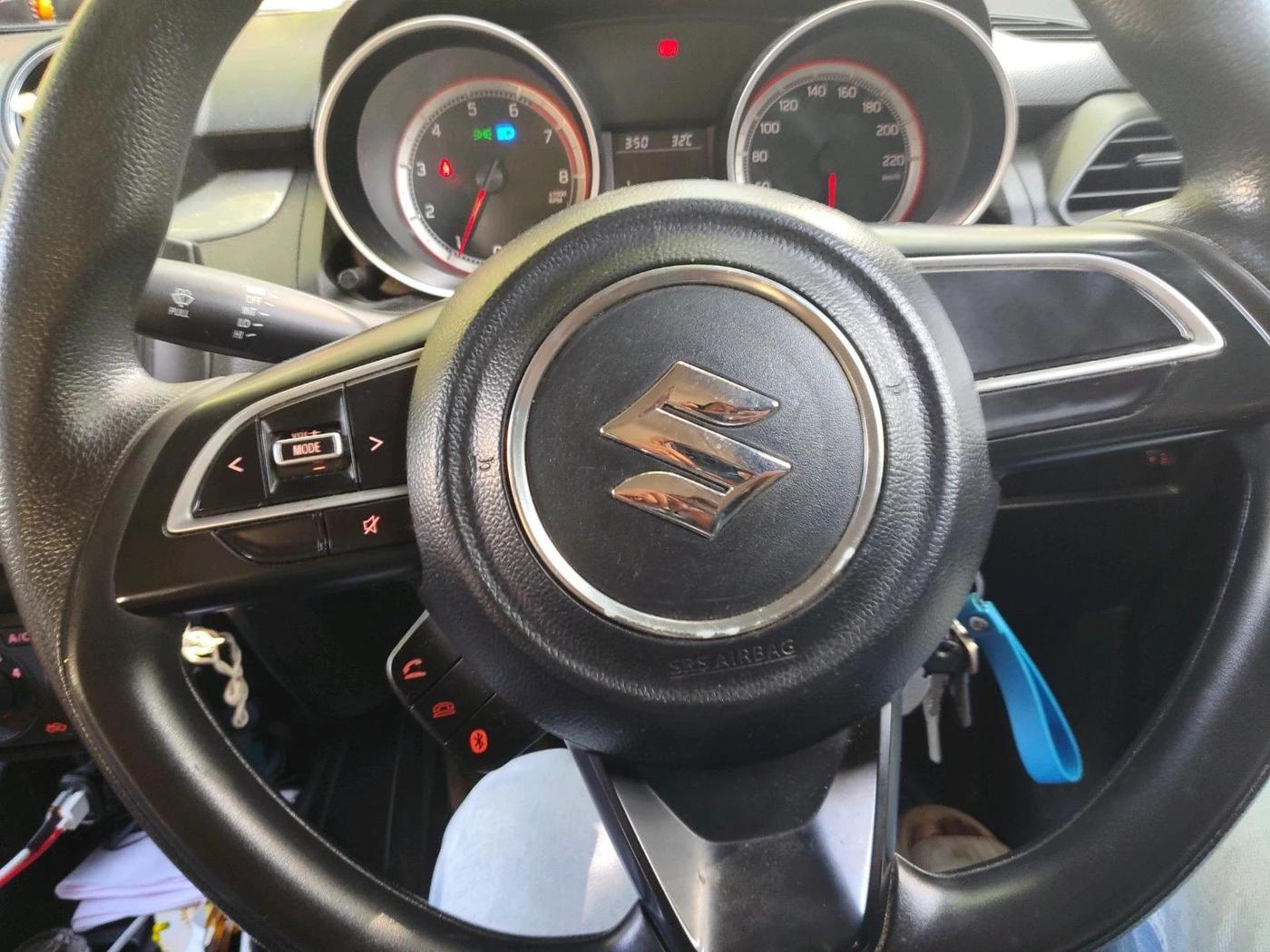 2018 Maruti Swift VXI AMT, Petrol, Automatic, 59,821 km, interior