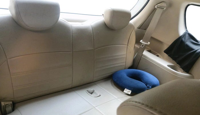 2014 Maruti Ertiga VXI, Petrol, Manual, 81,494 km, interior