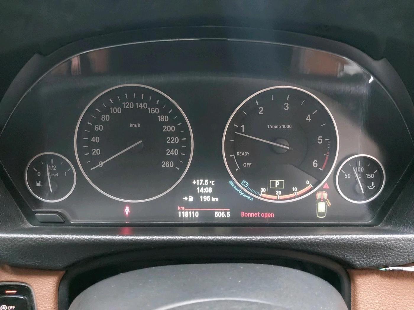 2014 BMW 3 Series 320D GT LUXURY LINE, Diesel, Automatic, 1,18,110 km, interior
