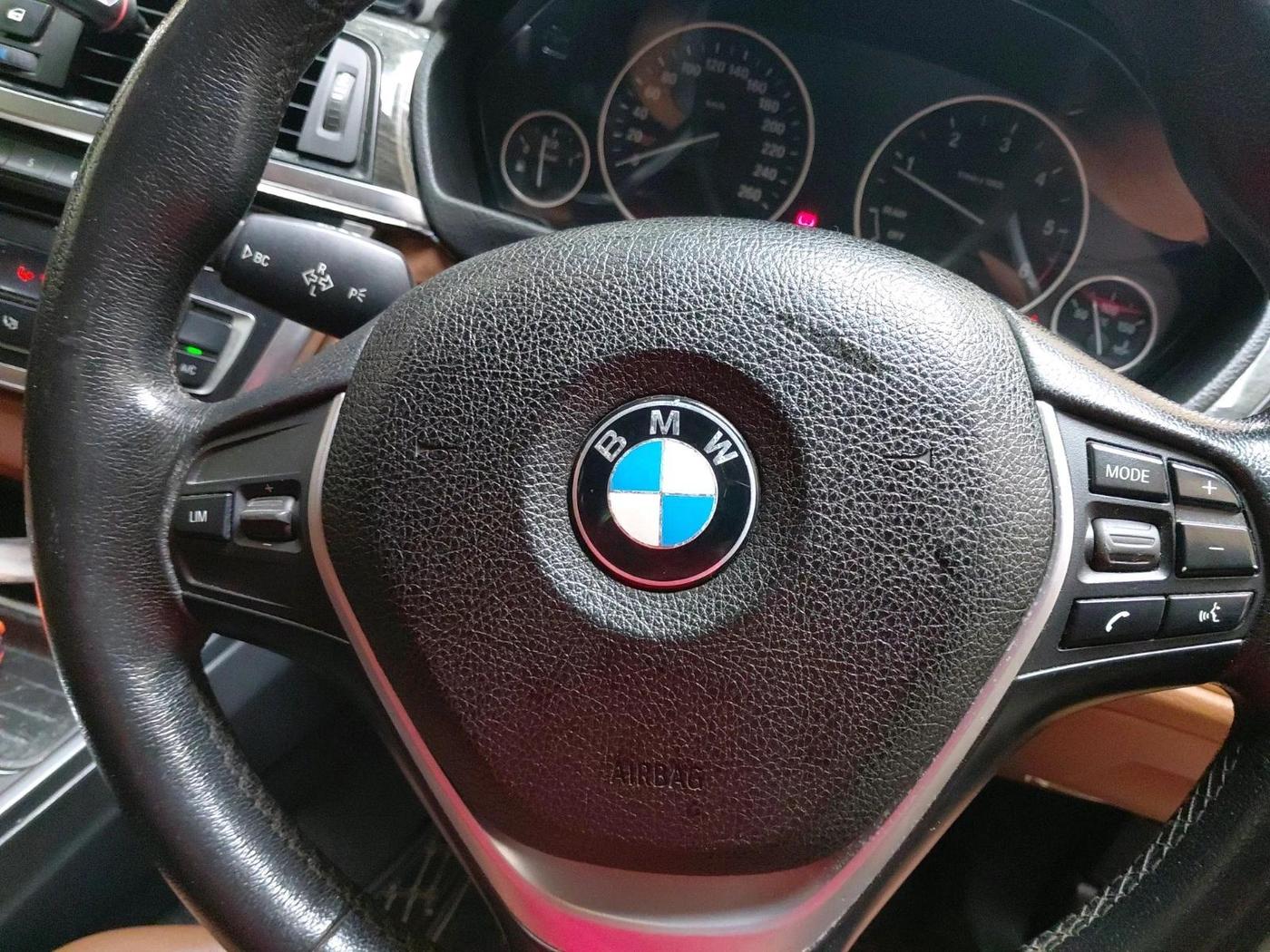 2014 BMW 3 Series 320D GT LUXURY LINE, Diesel, Automatic, 1,18,110 km, interior