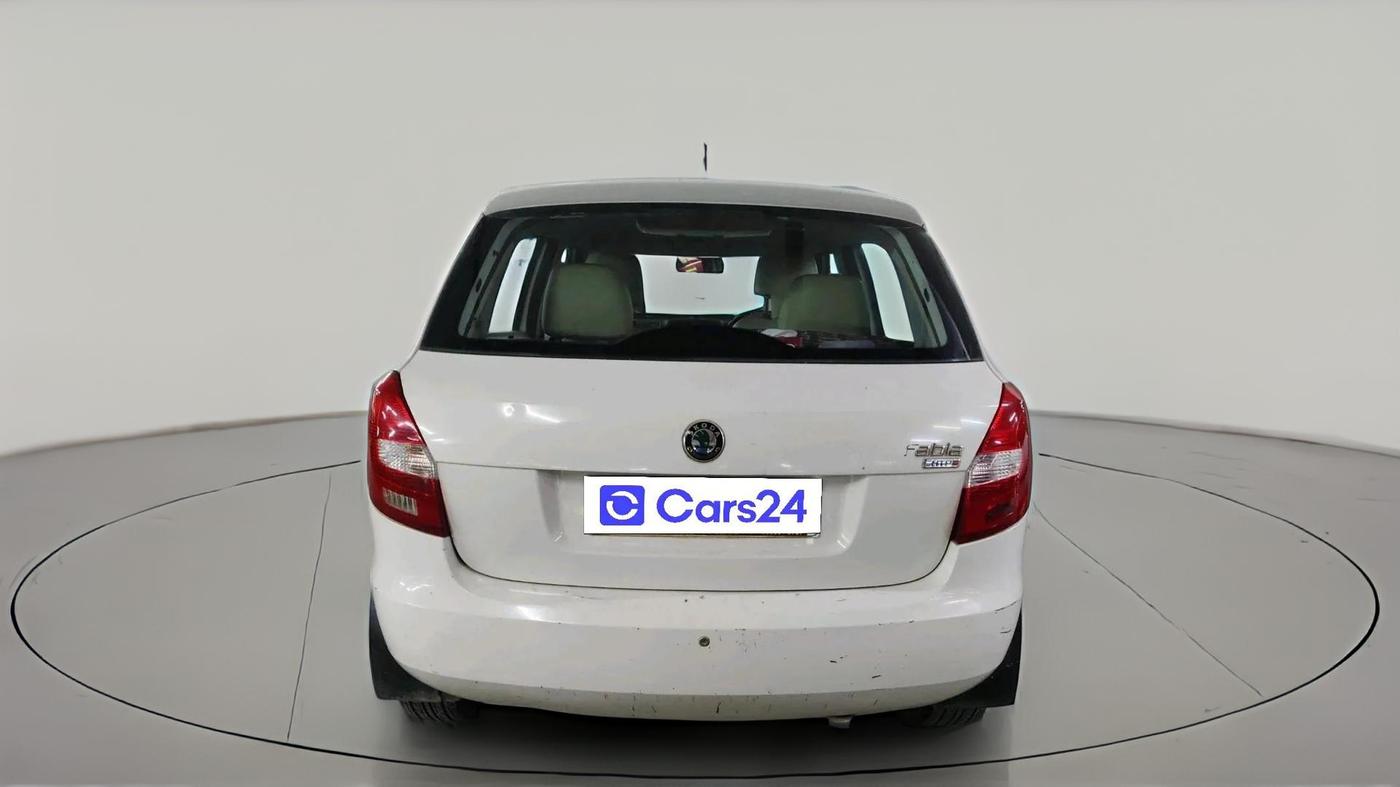 2011 Skoda Fabia AMBITION PLUS 1.2 MPI, Petrol, Manual, 97,117 km, exterior