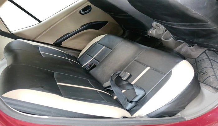 2015 Hyundai i10 SPORTZ 1.1, Petrol, Manual, 26,556 km, interior