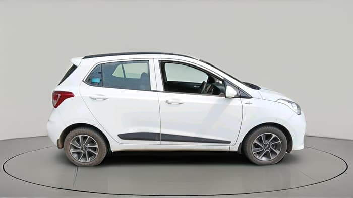 2019 Hyundai Grand i10 SPORTZ AT 1.2 KAPPA VTVT, Petrol, Automatic, 37,689 km, exterior