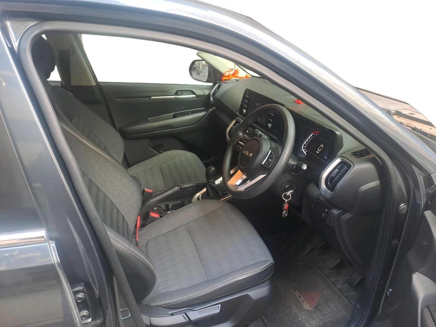 2022 KIA SONET HTK PLUS 1.2, Petrol, Manual, 10,836 km, interior