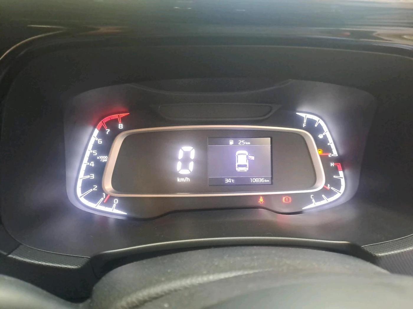 2022 KIA SONET HTK PLUS 1.2, Petrol, Manual, 10,836 km, interior