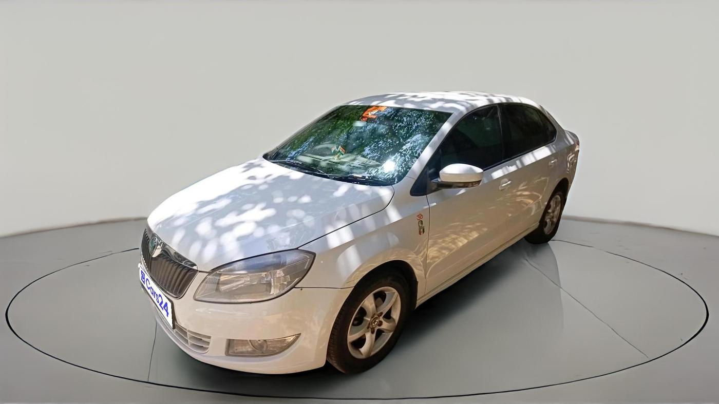 2012 Skoda Rapid ELEGANCE 1.6 TDI CR MT, Diesel, Manual, 1,13,741 km, exterior
