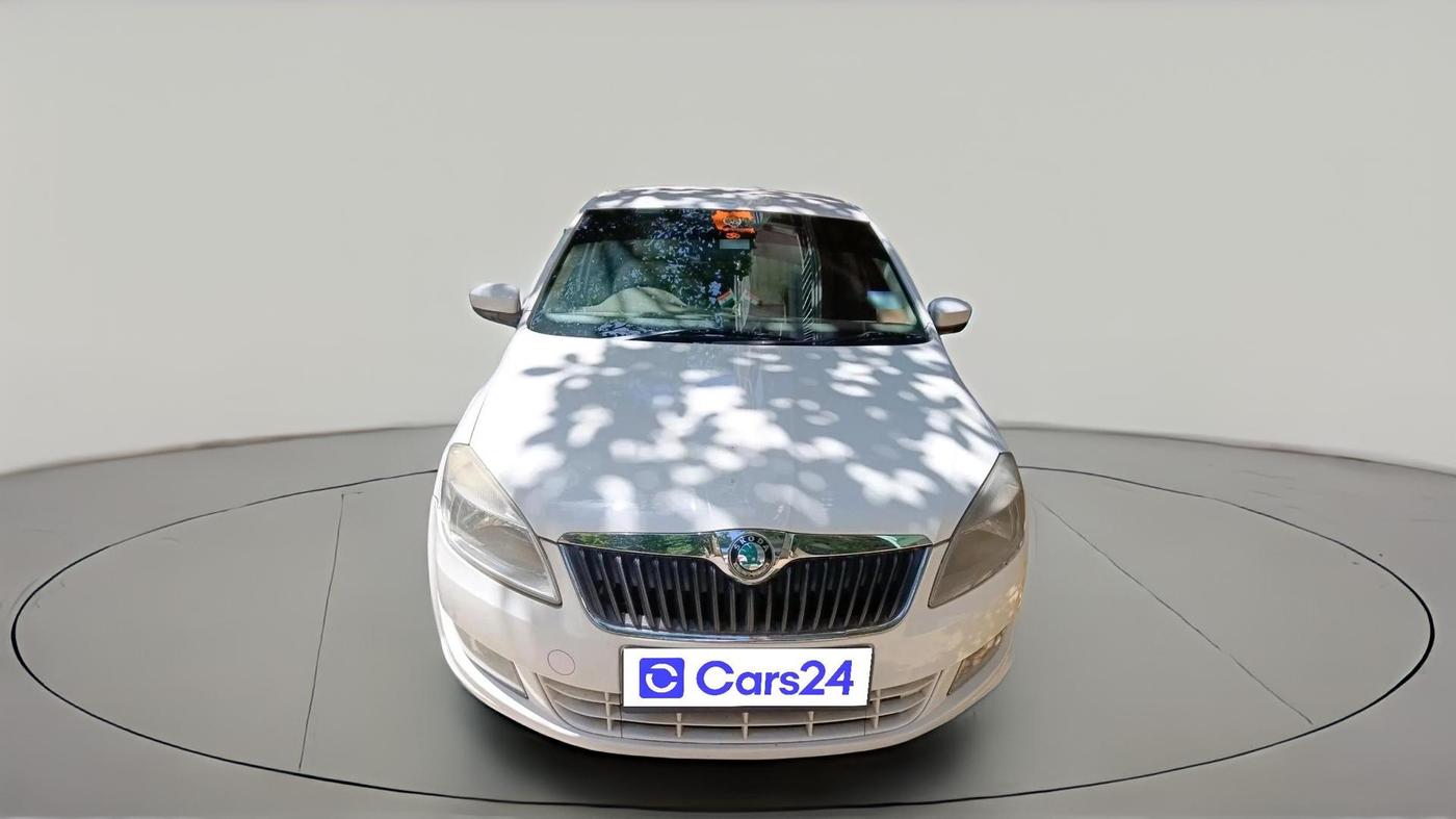 2012 Skoda Rapid ELEGANCE 1.6 TDI CR MT, Diesel, Manual, 1,13,741 km, exterior