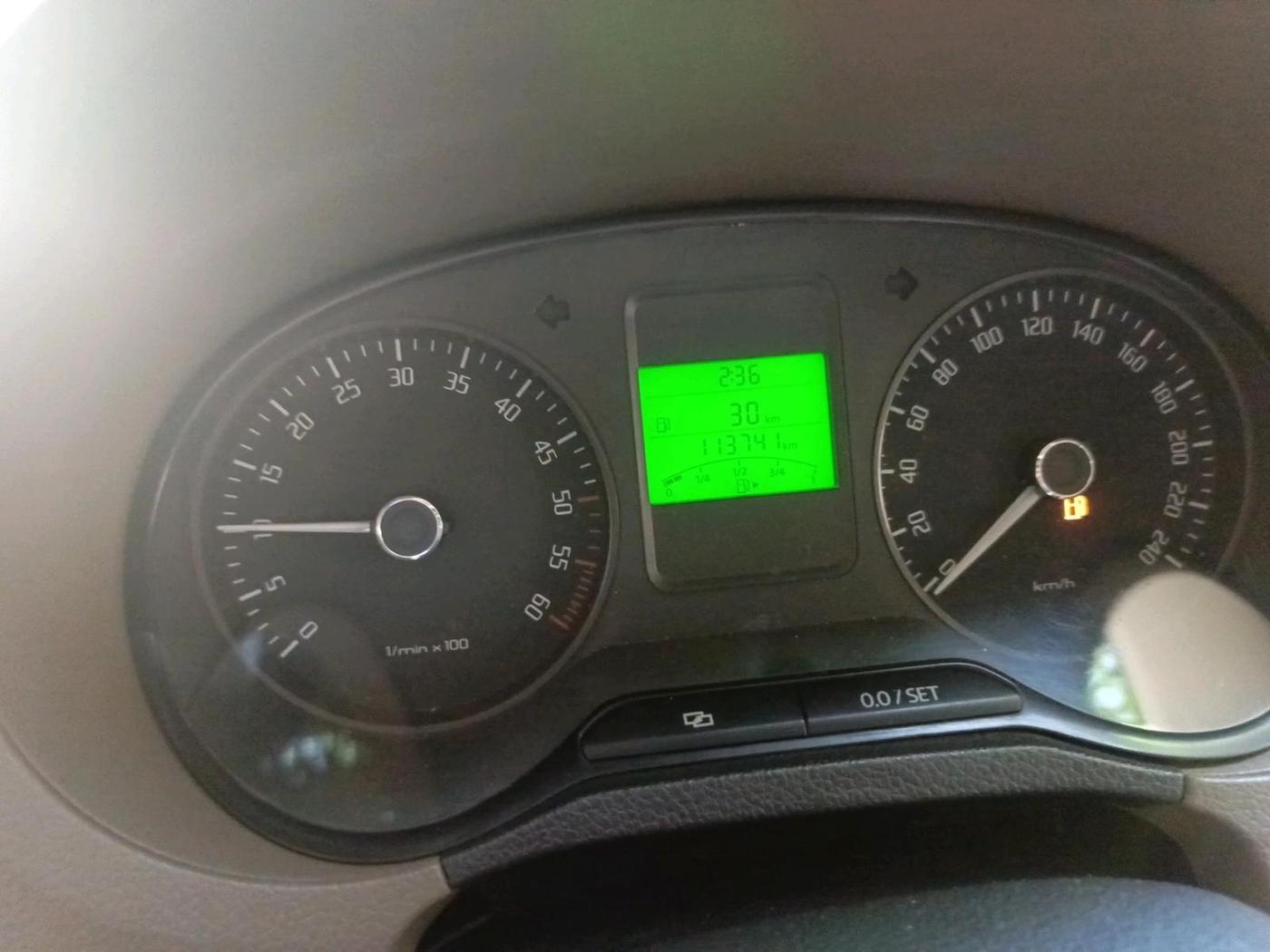 2012 Skoda Rapid ELEGANCE 1.6 TDI CR MT, Diesel, Manual, 1,13,741 km, interior
