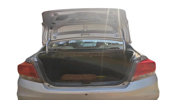 2014 Honda Amaze 1.2L I-VTEC S, Petrol, Manual, 1,12,986 km, exterior