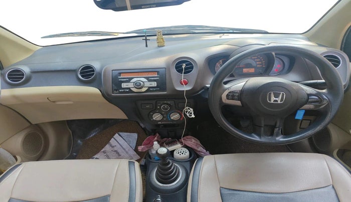 2014 Honda Amaze 1.2L I-VTEC S, Petrol, Manual, 1,12,986 km, interior