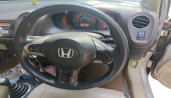 2014 Honda Amaze 1.2L I-VTEC S, Petrol, Manual, 1,12,986 km, interior