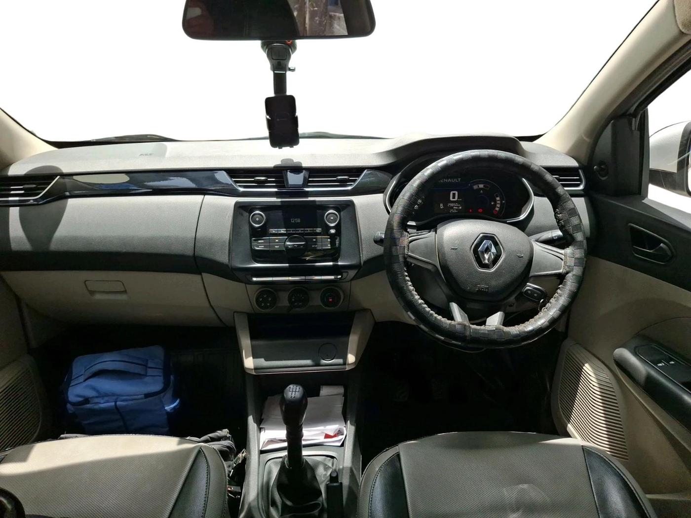 2021 Renault TRIBER RXL MT, Petrol, Manual, 29,850 km, interior