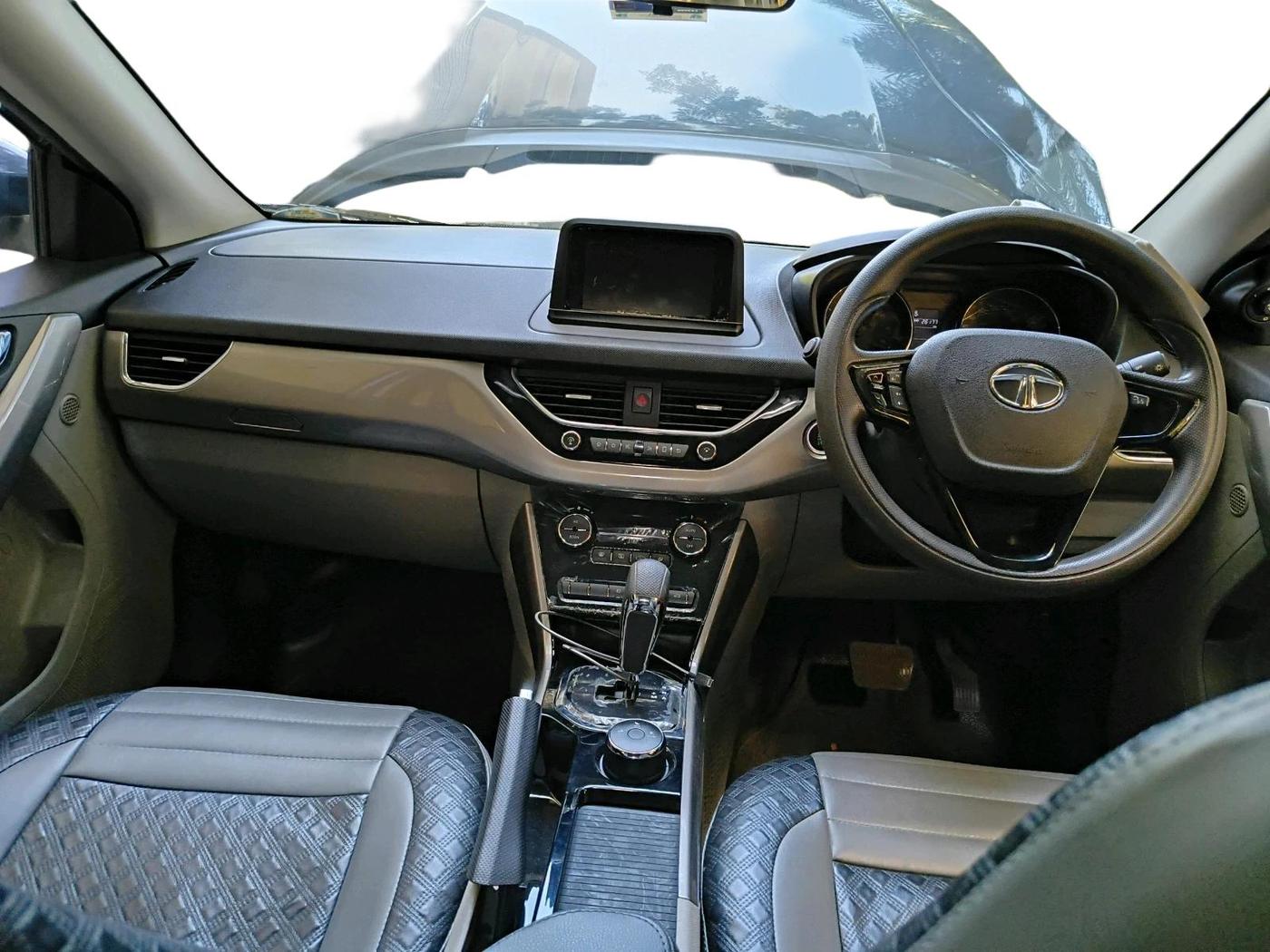 2019 Tata NEXON XZA PLUS PETROL, Petrol, Automatic, 26,177 km, interior