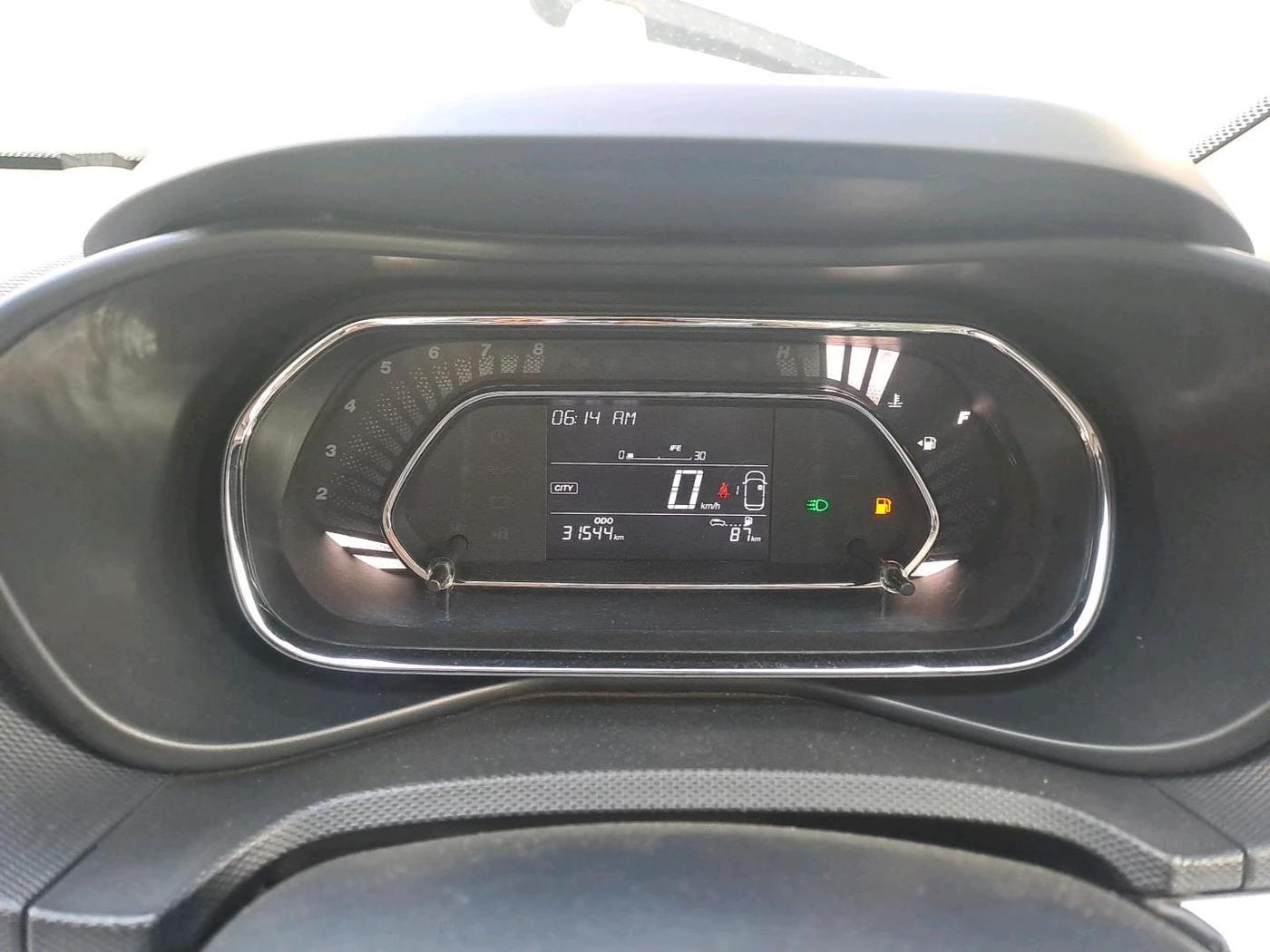 2023 Tata NEXON SMART+ 1.2 PETROL, Petrol, Manual, 31,544 km, interior