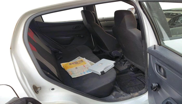 2016 Renault Kwid RXT 1.0, Petrol, Manual, 49,653 km, interior