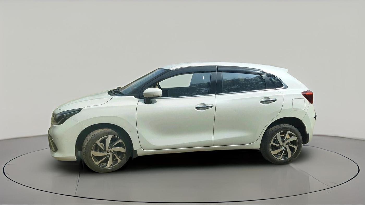 2023 Toyota Glanza G, Petrol, Manual, 11,219 km, exterior