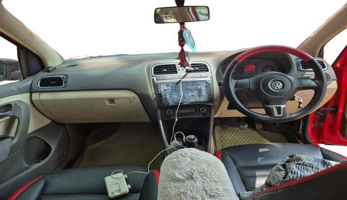 2011 Volkswagen Vento HIGHLINE DIESEL 1.6, Diesel, Manual, 1,06,864 km, interior