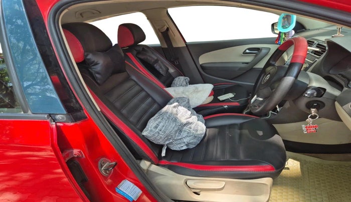 2011 Volkswagen Vento HIGHLINE DIESEL 1.6, Diesel, Manual, 1,06,864 km, interior