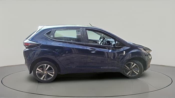 2024 Tata ALTROZ XZ PETROL, Petrol, Manual, 4,212 km, exterior