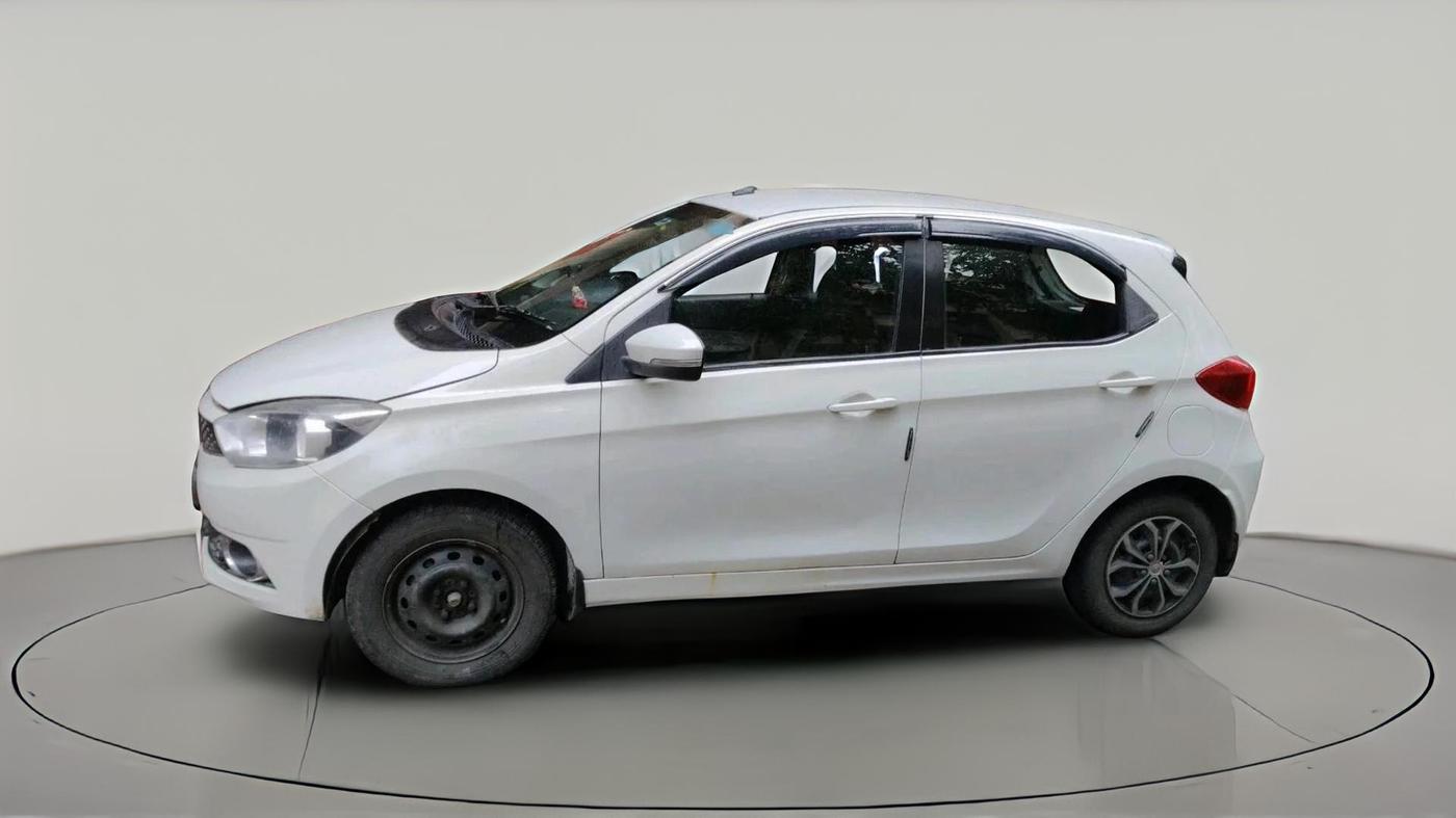 2016 Tata Tiago XZ PETROL, Petrol, Manual, 57,121 km, exterior