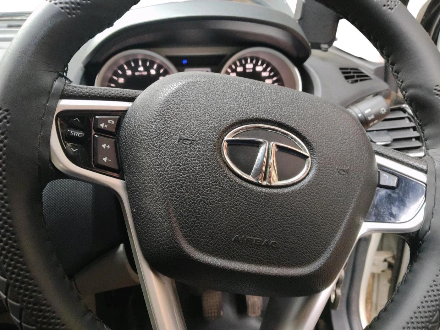 2016 Tata Tiago XZ PETROL, Petrol, Manual, 57,121 km, interior