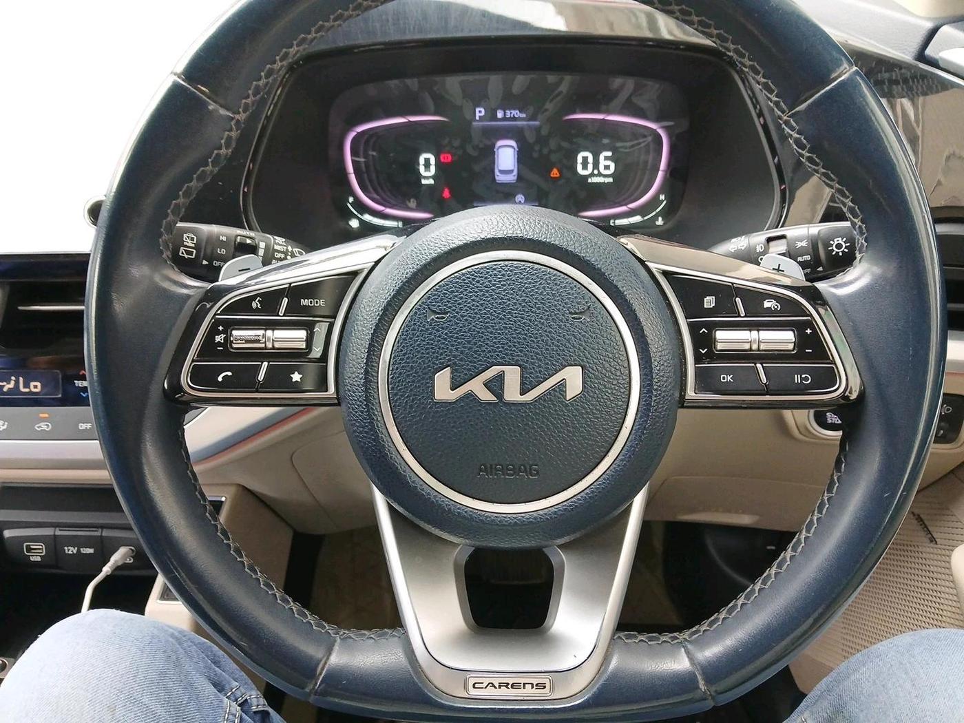 2023 KIA CARENS LUXURY PLUS 1.5 TURBO PETROL DCT 7 STR, Petrol, Automatic, 46,934 km, interior