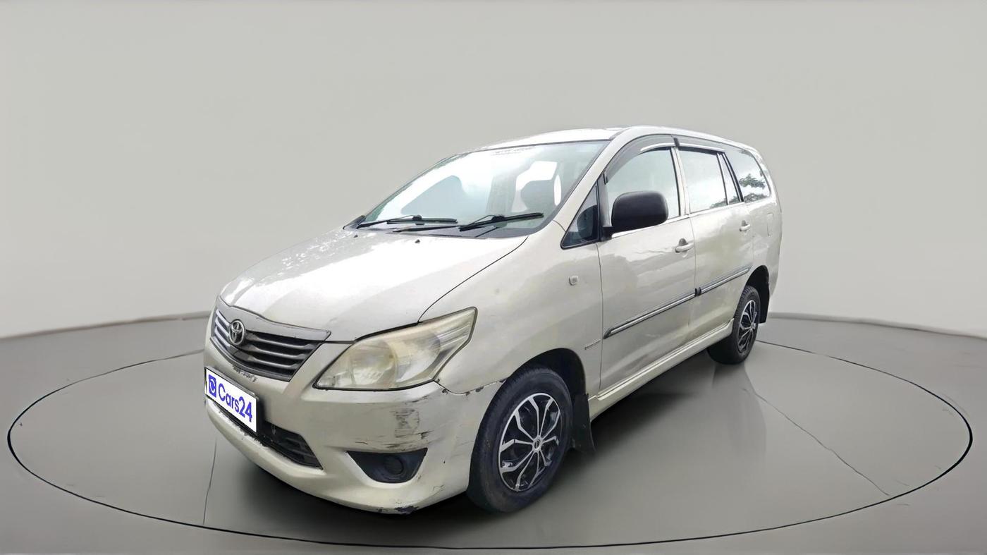 2012 Toyota Innova 2.5 G 7 STR, Diesel, Manual, 2,12,820 km, exterior