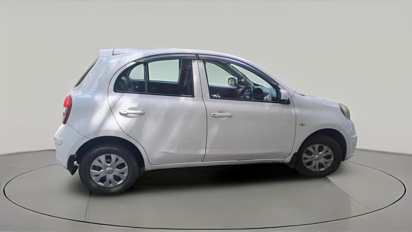 2017 Nissan Micra Active XV, Petrol, Manual, 61,432 km, exterior