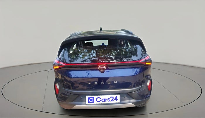 2025 Tata NEXON FEARLESS + SUNROOF DUAL TONE 1.5 DIESEL, Diesel, Manual, 1,124 km, exterior