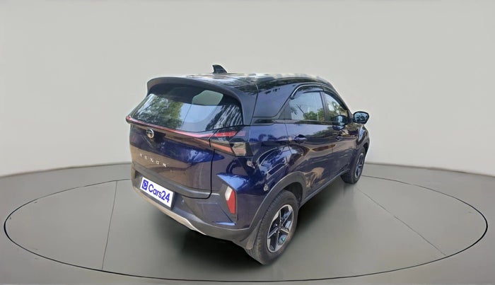 2025 Tata NEXON FEARLESS + SUNROOF DUAL TONE 1.5 DIESEL, Diesel, Manual, 1,124 km, exterior