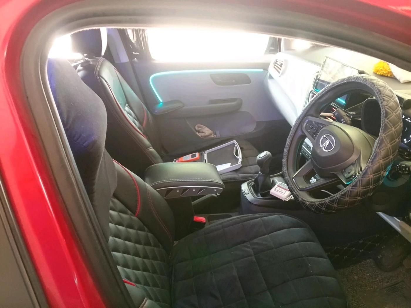 2020 Tata ALTROZ XT PETROL, Petrol, Manual, 46,408 km, interior