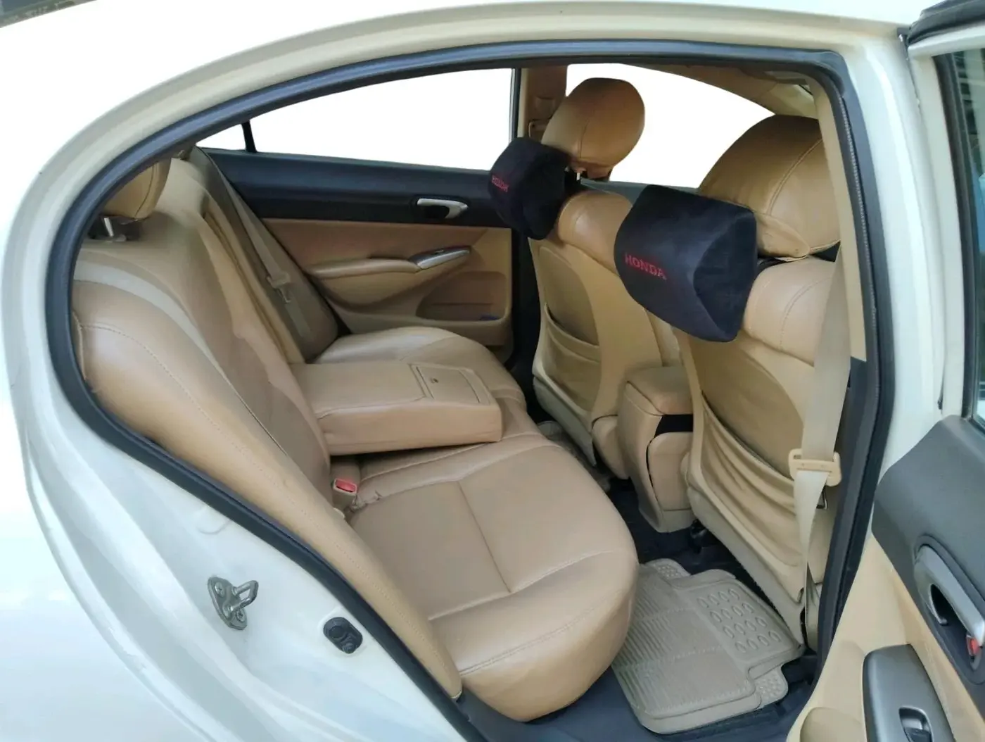 2008 Honda Civic 1.8L I-VTEC SPORT, Petrol, Manual, 2,08,215 km, interior