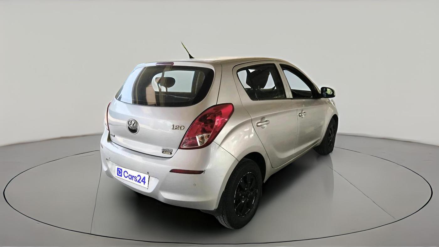 2013 Hyundai i20 SPORTZ 1.4 CRDI, Diesel, Manual, 2,92,953 km, exterior