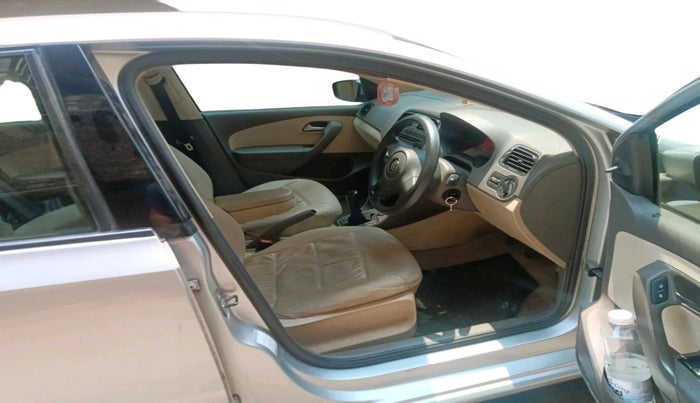 2012 Volkswagen Vento TRENDLINE 1.6, Petrol, Manual, 31,486 km, interior