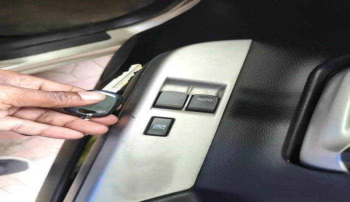 2016 Maruti Wagon R 1.0 LXI CNG, CNG, Manual, 67,315 km, interior