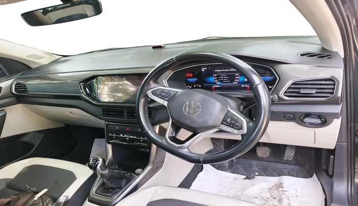 2023 Volkswagen TAIGUN TOPLINE 1.0 TSI MT, Petrol, Manual, 47,260 km, interior